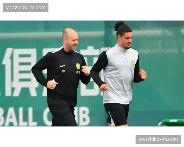 国安后防线重组 阿不都海米提柏杨搭档中卫